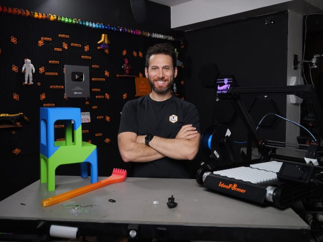 Picture of Jonathan Levi